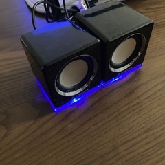 プロジェクター＆ミニスピーカーの画像