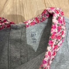 GAP Tシャツの画像