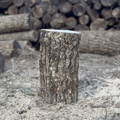 クヌギ　薪　スウェーデントーチ　　木工　卸先募集中の画像