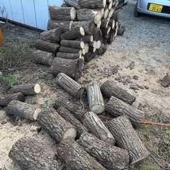 クヌギ　薪　スウェーデントーチ　　木工　卸先募集中の画像