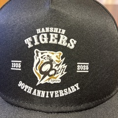 阪神タイガース　90ANNIVERSARY キャップの画像