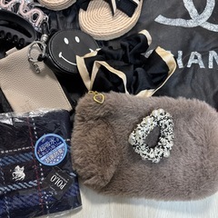 ハンカチ、サンダルなどの画像