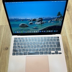 Apple MacBook Air 本体 2020年モデル（M1チップ）の画像
