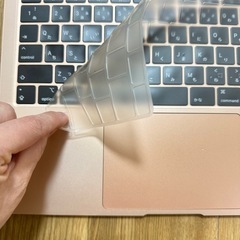 Apple MacBook Air 本体 2020年モデル（M1チップ）の画像