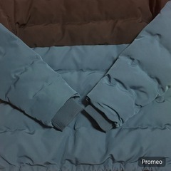 ✨人気・美品✨LOGOS Thermore 中綿ダウン M フード付　ダウンの画像