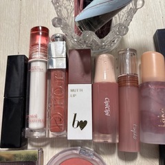 コスメ、ヘアオイルの画像