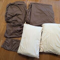 【美品】ダブル布団セット(枕とカバー付き)の画像