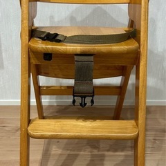 カトージ　　ベビーチェア
の画像