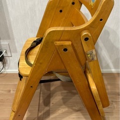 カトージ　　ベビーチェア
の画像