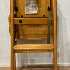 カトージ　　ベビーチェア
の画像