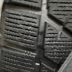 ブリヂストン・ブリザック245/50R19R19の画像