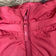 UNIQLO フード付ジャンバー120サイズ　レッドの画像