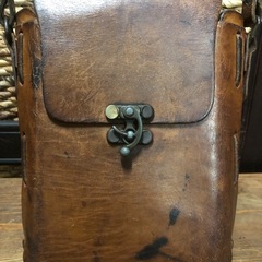 ヴィンテージバッグ 本革 レトロ ショルダーバッグの画像
