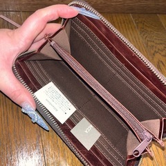 エメラルドグリーン 財布 
の画像