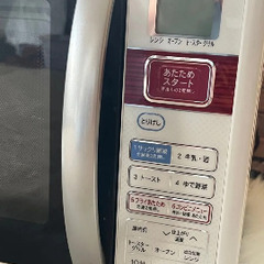 炊飯器と電子レンジの画像
