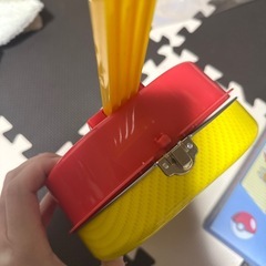 ピカチュウ おもちゃ  入れ物
の画像