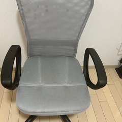 メッシュチェアの画像