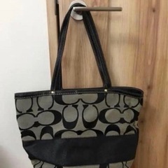 ⭐️タイムセール早い者勝ち美品⭐ 神戸大丸購入！コーチ ハンドバッグ プラダの画像