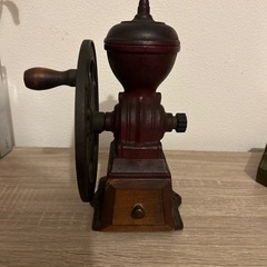 手挽きコーヒーミル　手動ミル　昭和レトロの画像
