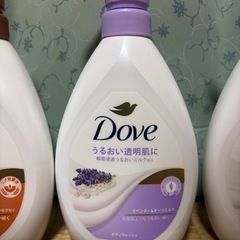【Ａ】Dove ダブ　ボディウォッシュ3個の画像