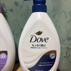 【Ａ】Dove ダブ　ボディウォッシュ3個の画像