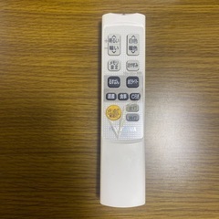 アイリスオーヤマLED照明、リモコン付きの画像