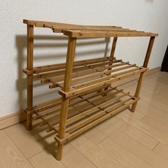 木製の棚の画像