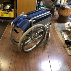 車椅子 軽量 介助用 折りたたみ式  車イス アルミ製　の画像