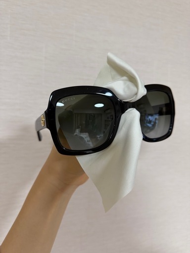 GUCCIサングラス
