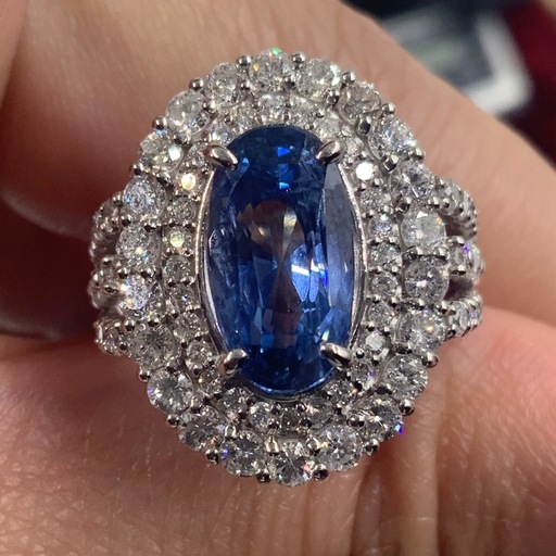 非加熱サファイア　6.45ct pt950 リング　ダイヤ1.81ct 9.3g 約12号　GIA鑑別書