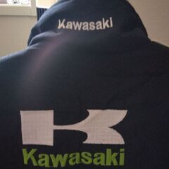 カワサキジャンパーの画像
