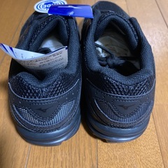 スニーカー　25センチの画像