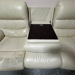 ニトリ 電動リクライニングソファ 3人掛けの画像