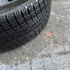215/60/R16スタッドレスタイヤ2020年製4本セットの画像