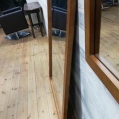 ＜中古＞美容室用 天然ウォールミラーL大きい 鏡 の画像