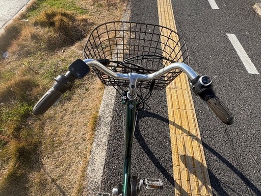 中古24インチブリヂストンベルト式電動アシスト自転車　B400 大阪