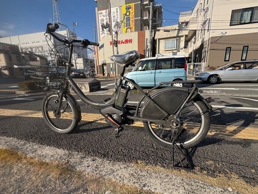 中古20インチブリヂストン電動アシスト自転車　8.7Ah 大阪