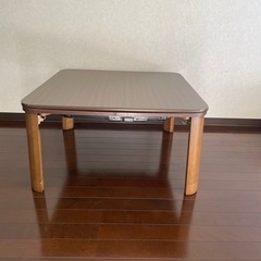 こたつ（上掛け付）の画像