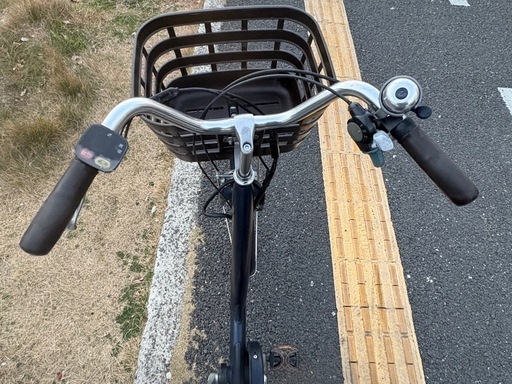 中古24インチブリヂストンベルト式電動アシスト自転車 B400 大阪