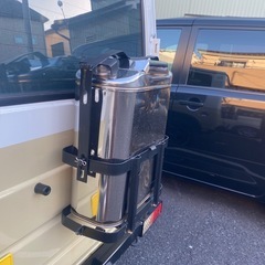 ジムニータンク用背面キャリア　ステンレスタンク付きの画像