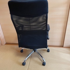 デスクチェア
の画像