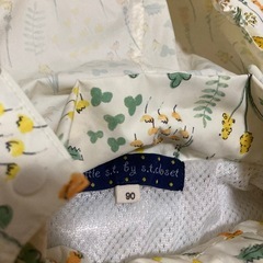 ジャケット　90 フード取り外し不可の画像