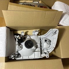 再販ランクル70用純正ヘッドライト2015年3月〜2022年3月まで使用の画像