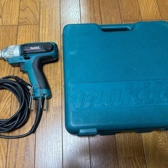 マキタ　コードインパクトドライバー　　6954の画像