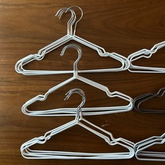 子供用　ハンガー　30本の画像