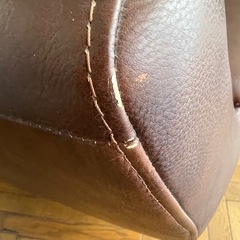 ソファ　ブラウン　総本革　2.5人掛け　脚付きの画像