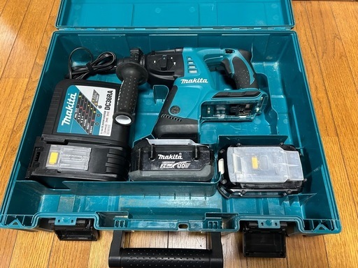 マキタ充電式ハンマドリル HR262DRDX 
