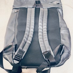 ARMANI EXCHANGE リュック ブラックの画像