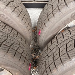 RAV4スタッドレス＋ホイールの画像