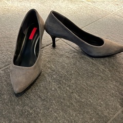 【23.5/使用少なめ】ブランド靴　パンプス　定価5万以上　の画像